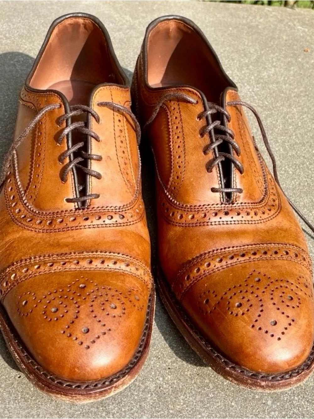 Classic Men's Tan Brogue Leather Oxfords
